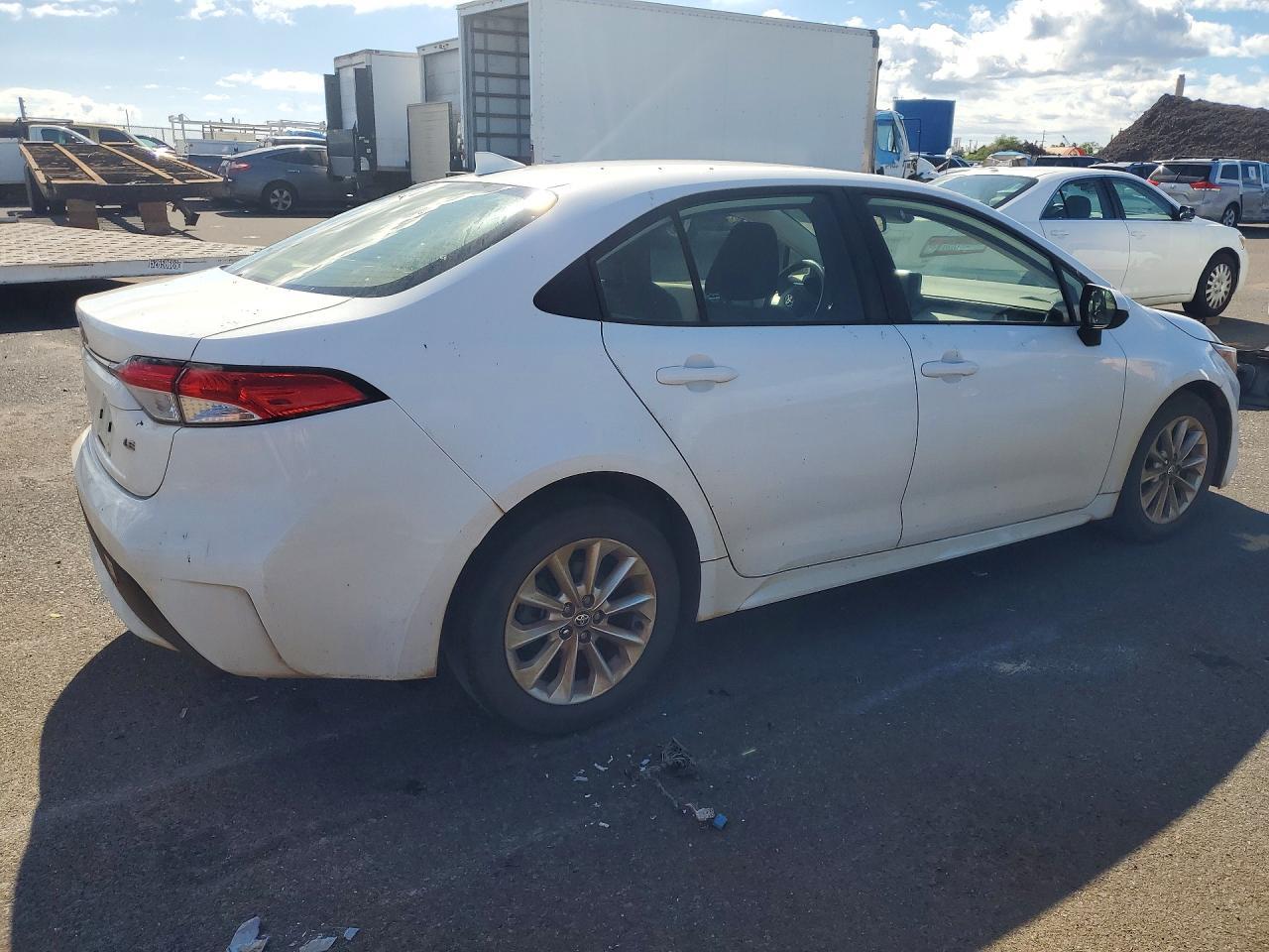 2022 Toyota Corolla Le - Фото 3