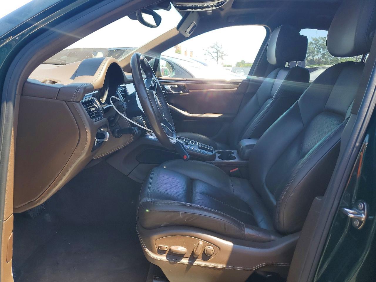 2017 Porsche Macan S - Image 7