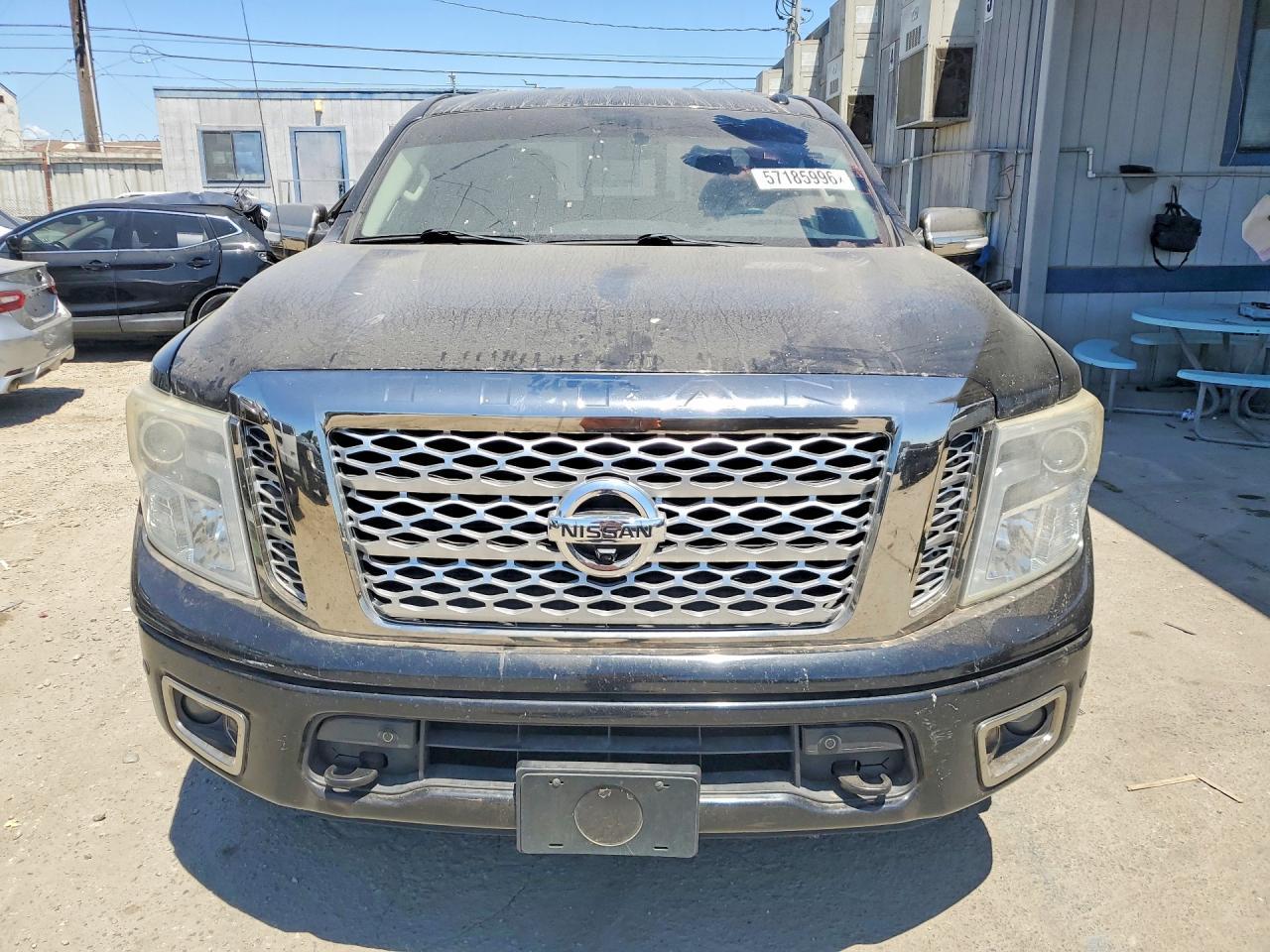 2017 Nissan Titan Platinum Reserve - Фото 5