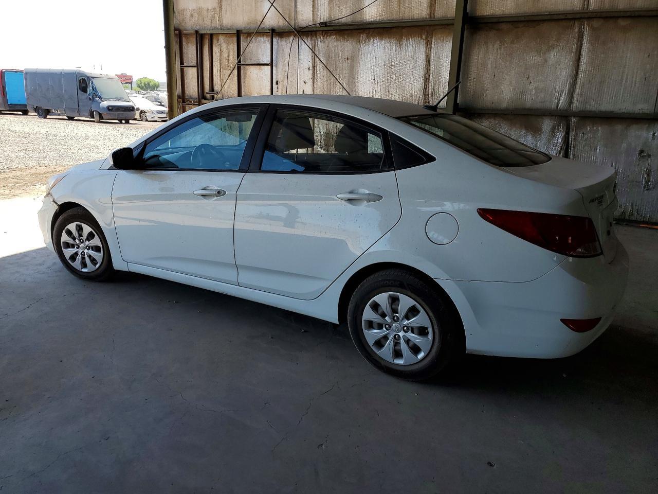 2015 Hyundai Accent Gls - Фото 2