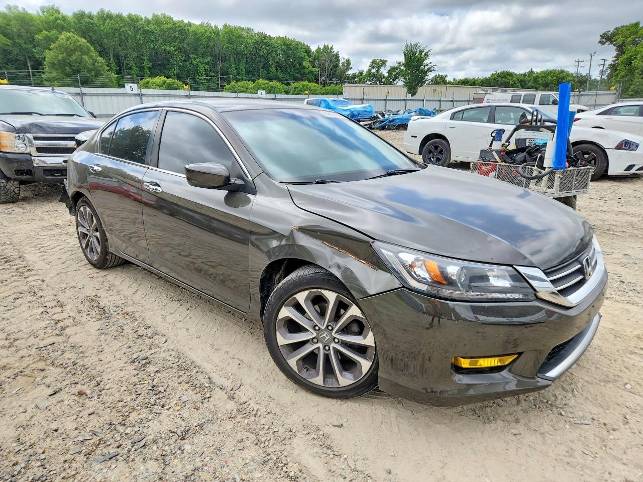2013 Honda Accord Sport - Image 4