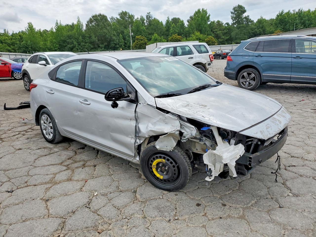 2019 Hyundai Accent Se - Фото 4