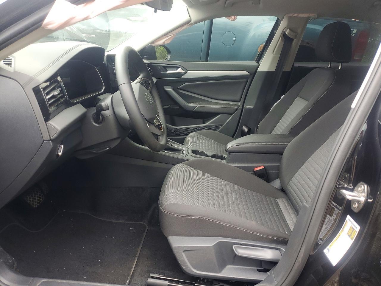 2026 Volkswagen Jetta Trendline - Image 7