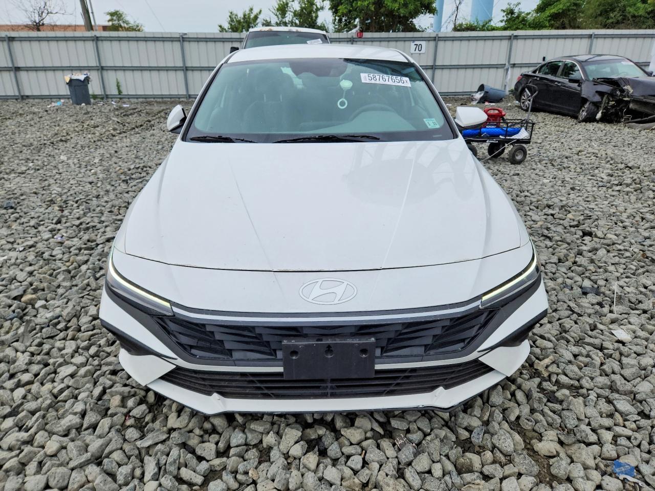 2025 Hyundai Elantra Hybrid Blue - Image 5