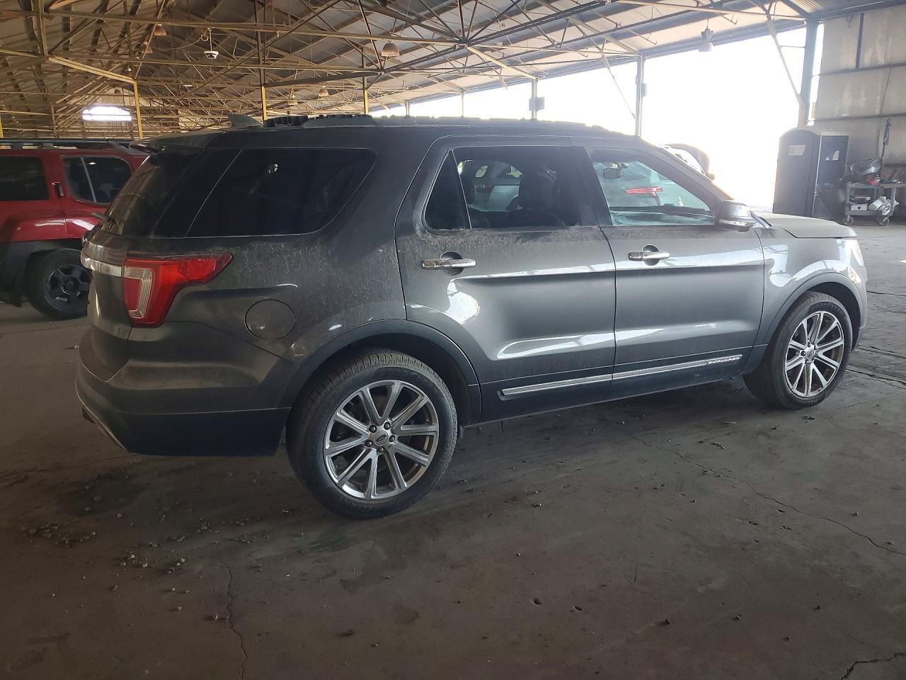 2016 Ford Explorer Limited - Фото 3