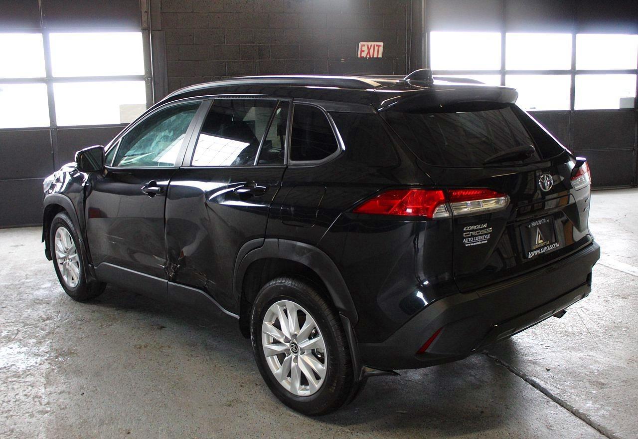 2024 Toyota Corolla Cross Le - Фото 4