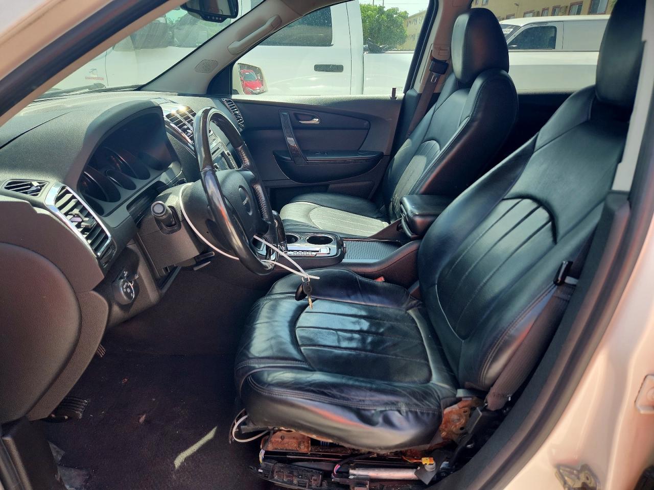 2012 GMC Acadia Denali - Image 7