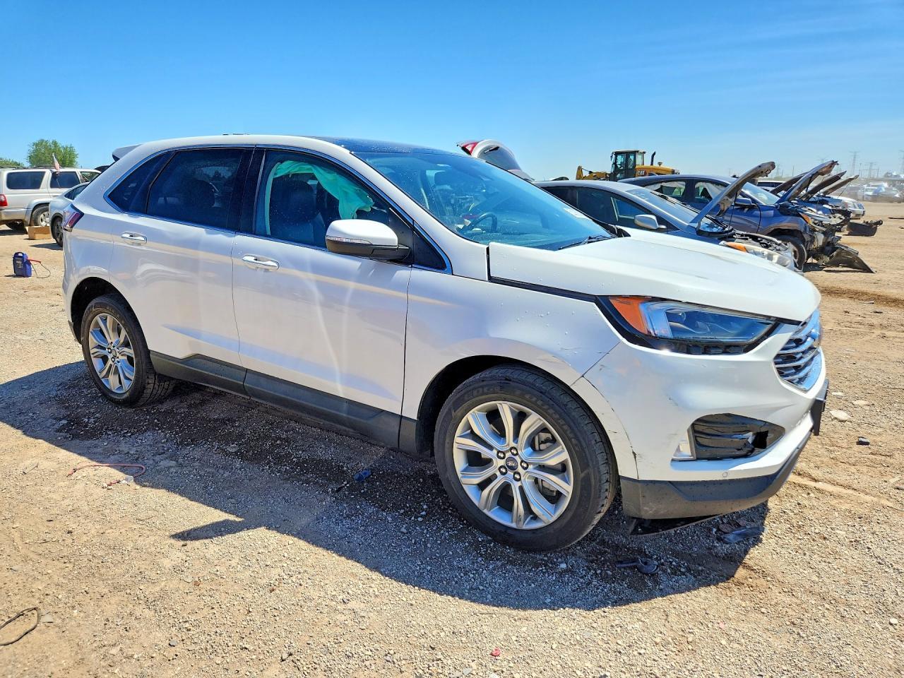 2022 Ford Edge Titanium - Фото 4