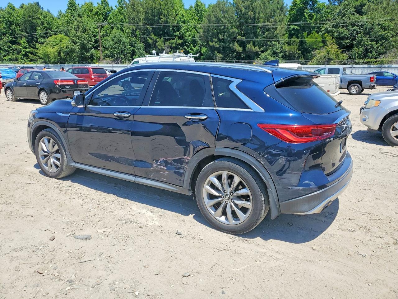 2019 Infiniti Qx50 Luxe - Image 2