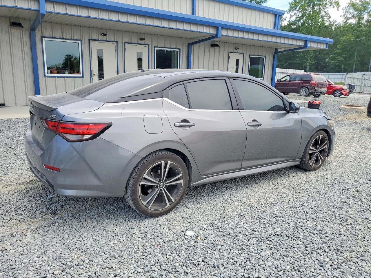 2020 Nissan Sentra Sr - Фото 3
