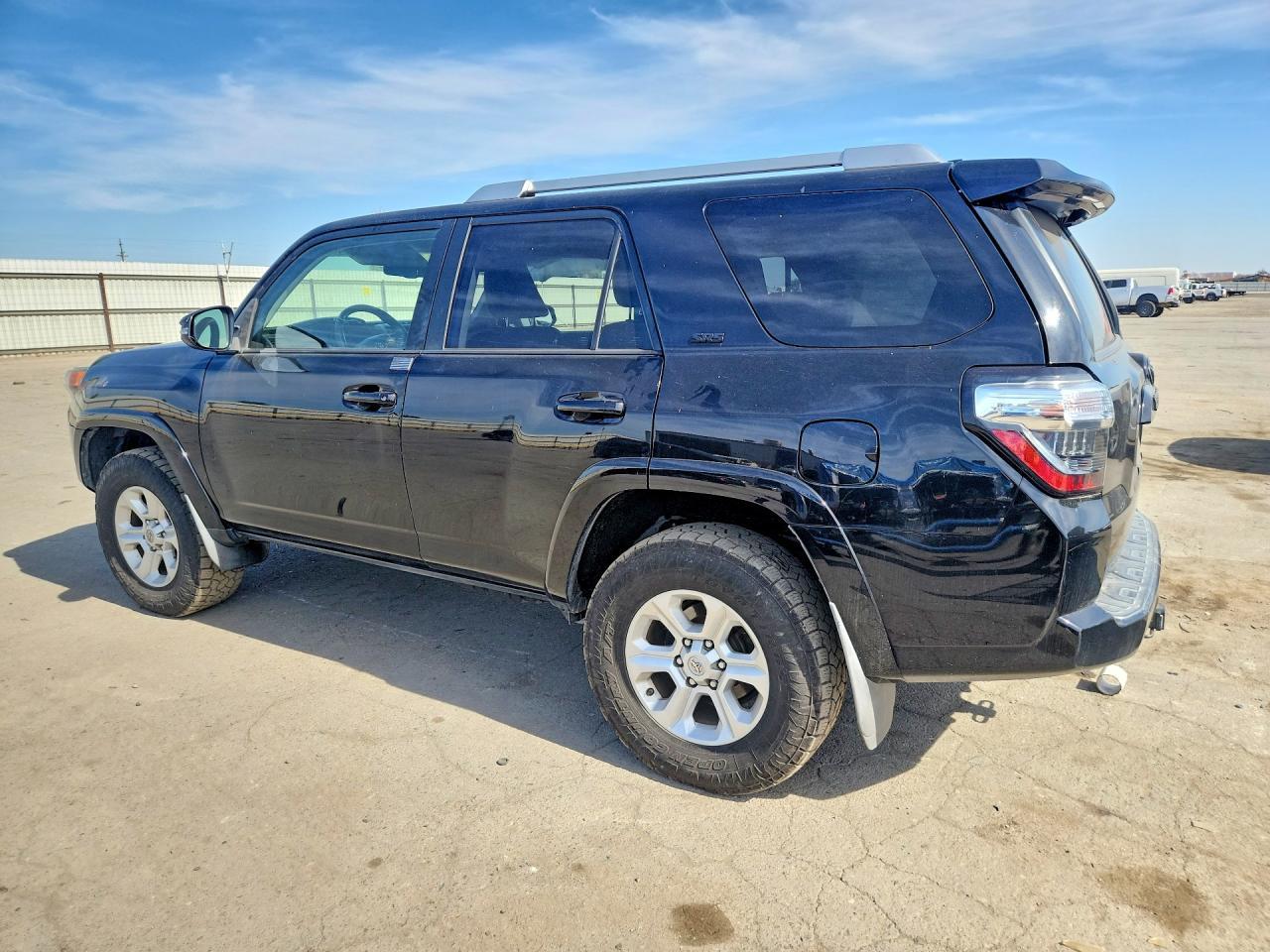 2016 Toyota 4Runner Sr5 Premium - Image 2