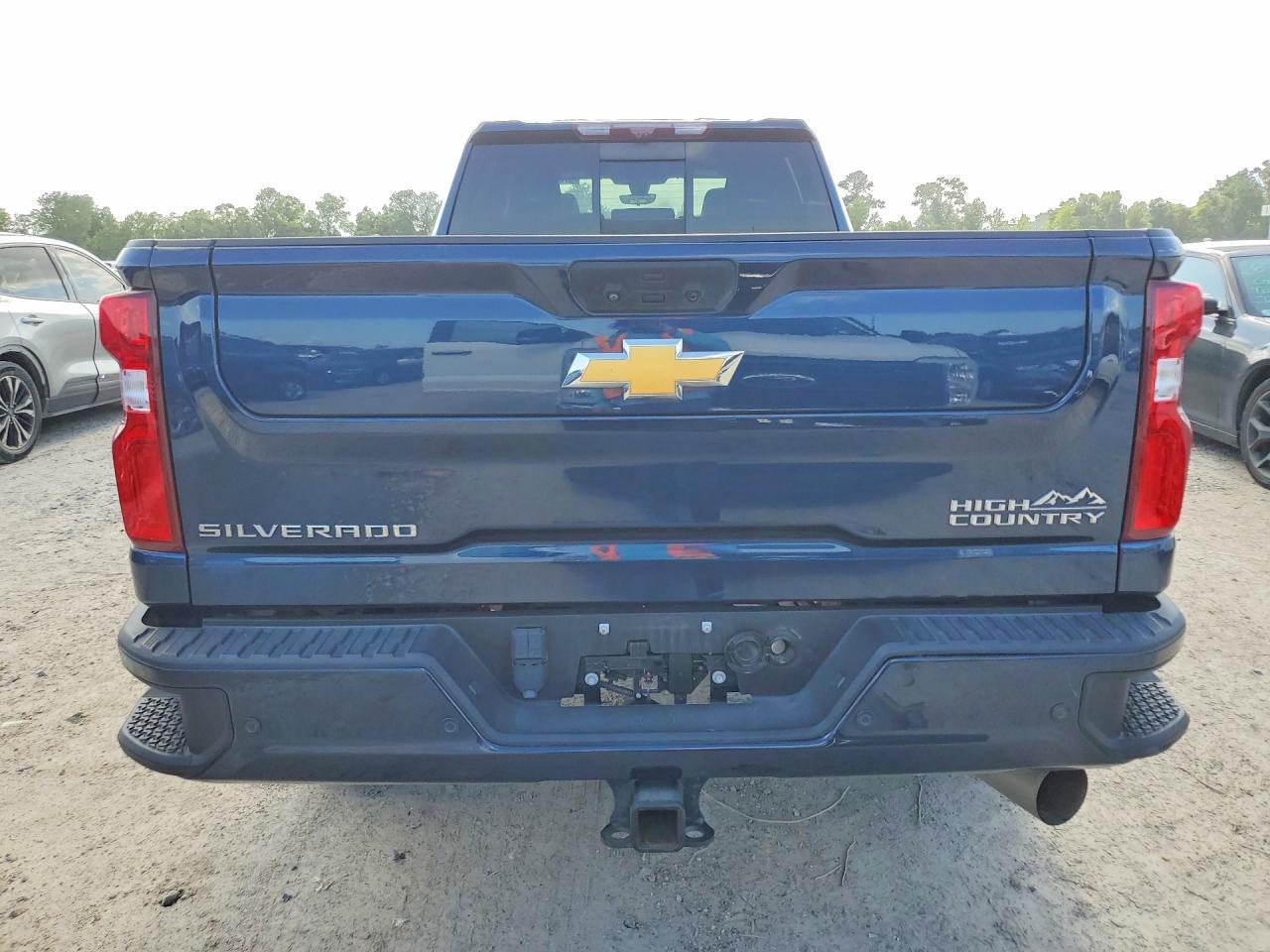 2022 Chevrolet Silverado K3500 High Country - Фото 6
