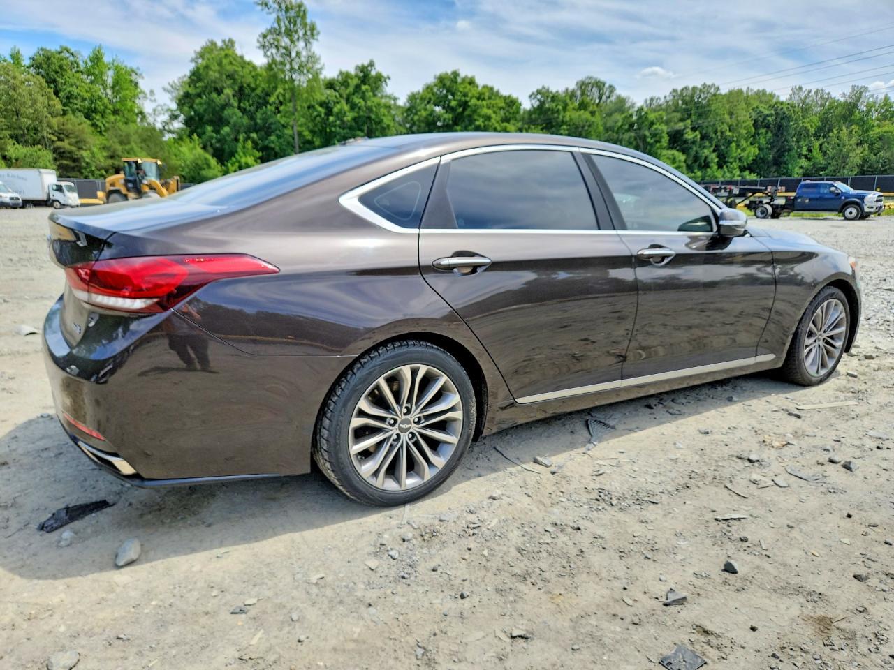 2015 Hyundai Genesis 3.8L - Image 3