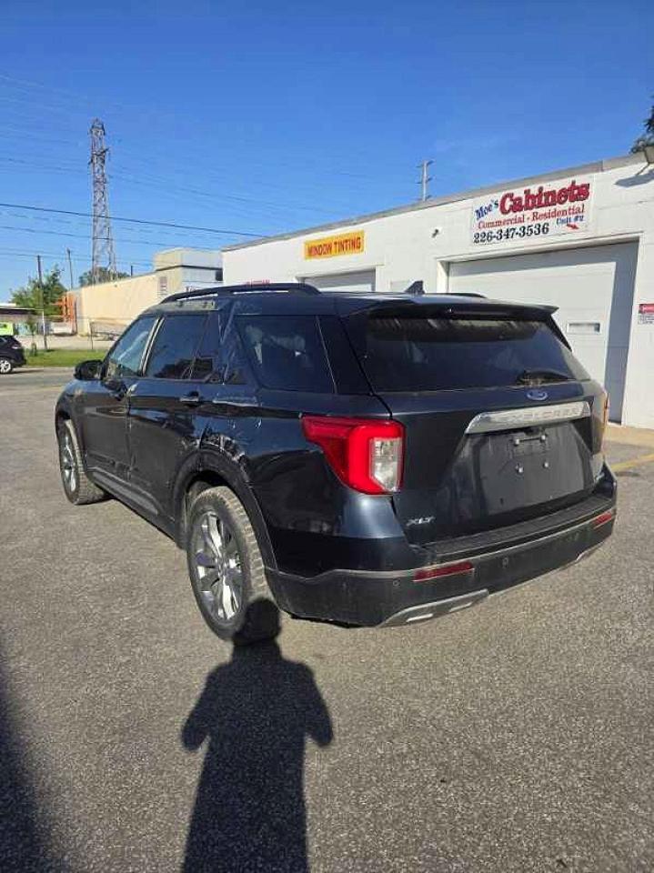 2022 Ford Explorer Xlt - Фото 3