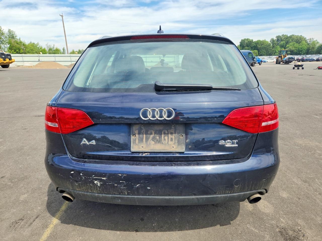 2011 Audi A4 Premium Plus - Фото 6