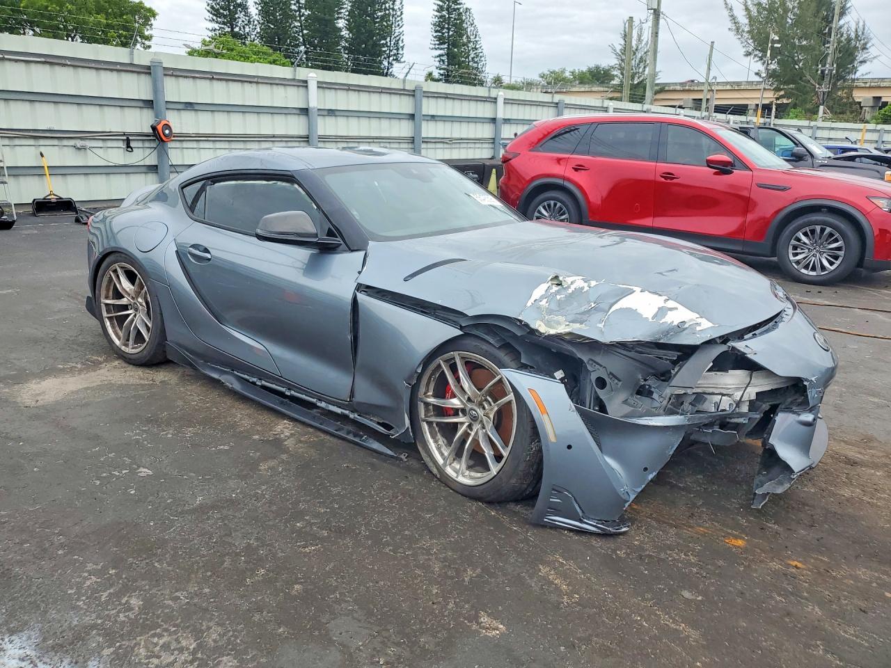 2022 Toyota Gr Supra 3.0 Premium - Фото 4