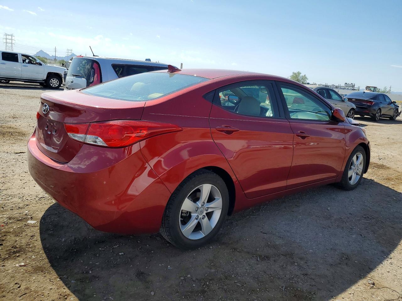 2013 Hyundai Elantra Gls - Фото 3