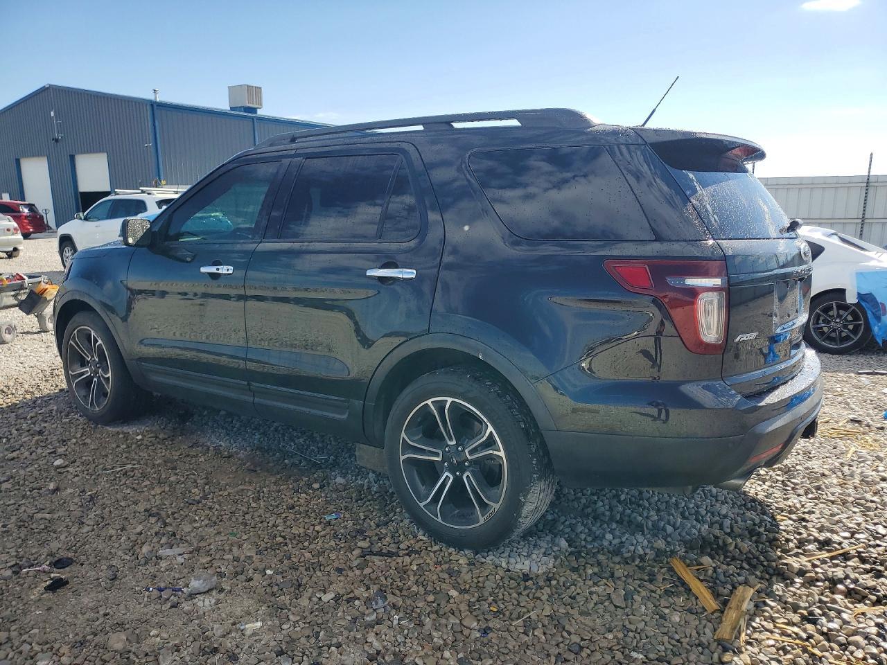 2014 Ford Explorer Sport - Фото 2