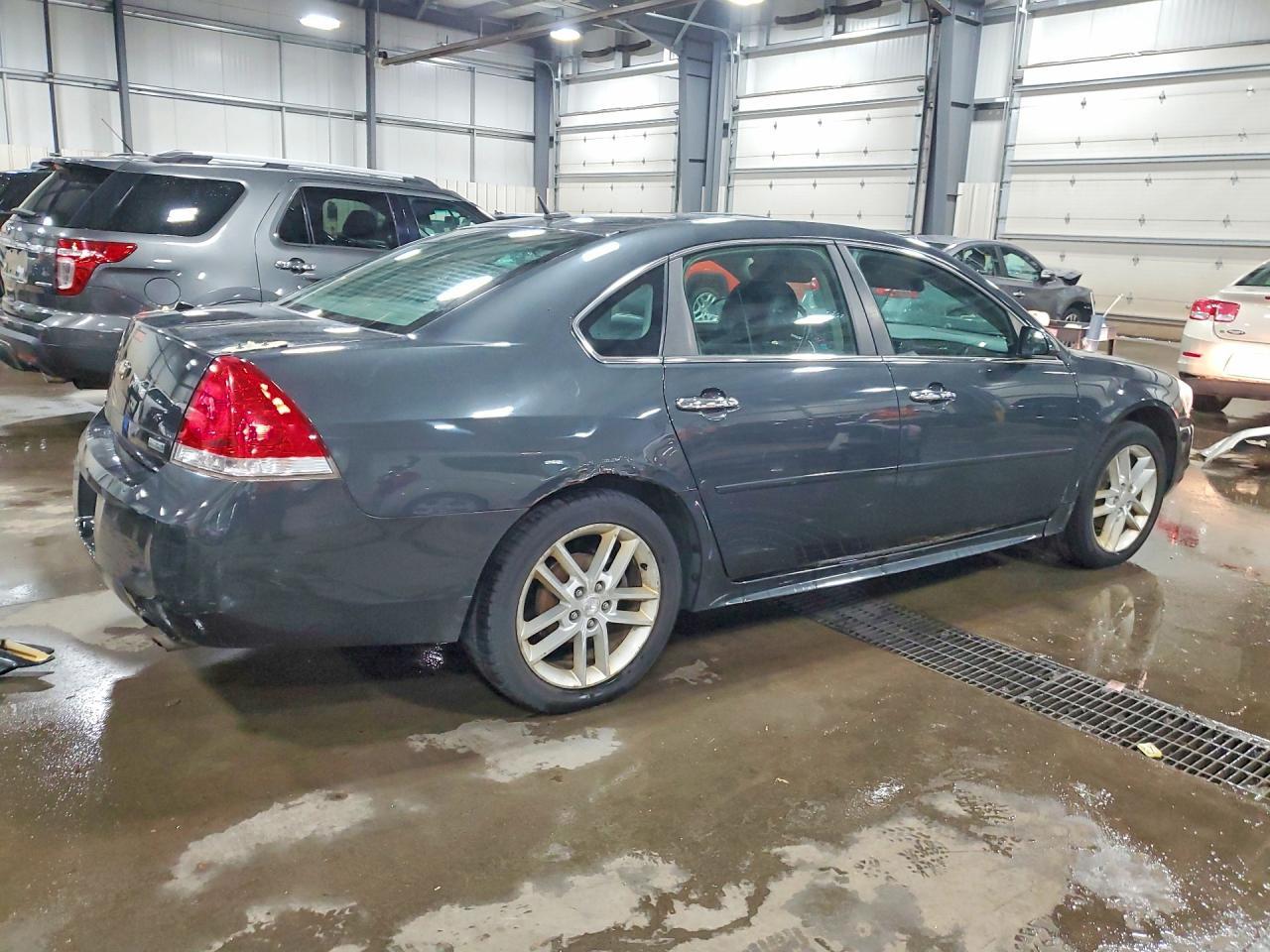 2012 Chevrolet Impala Ltz - Image 3