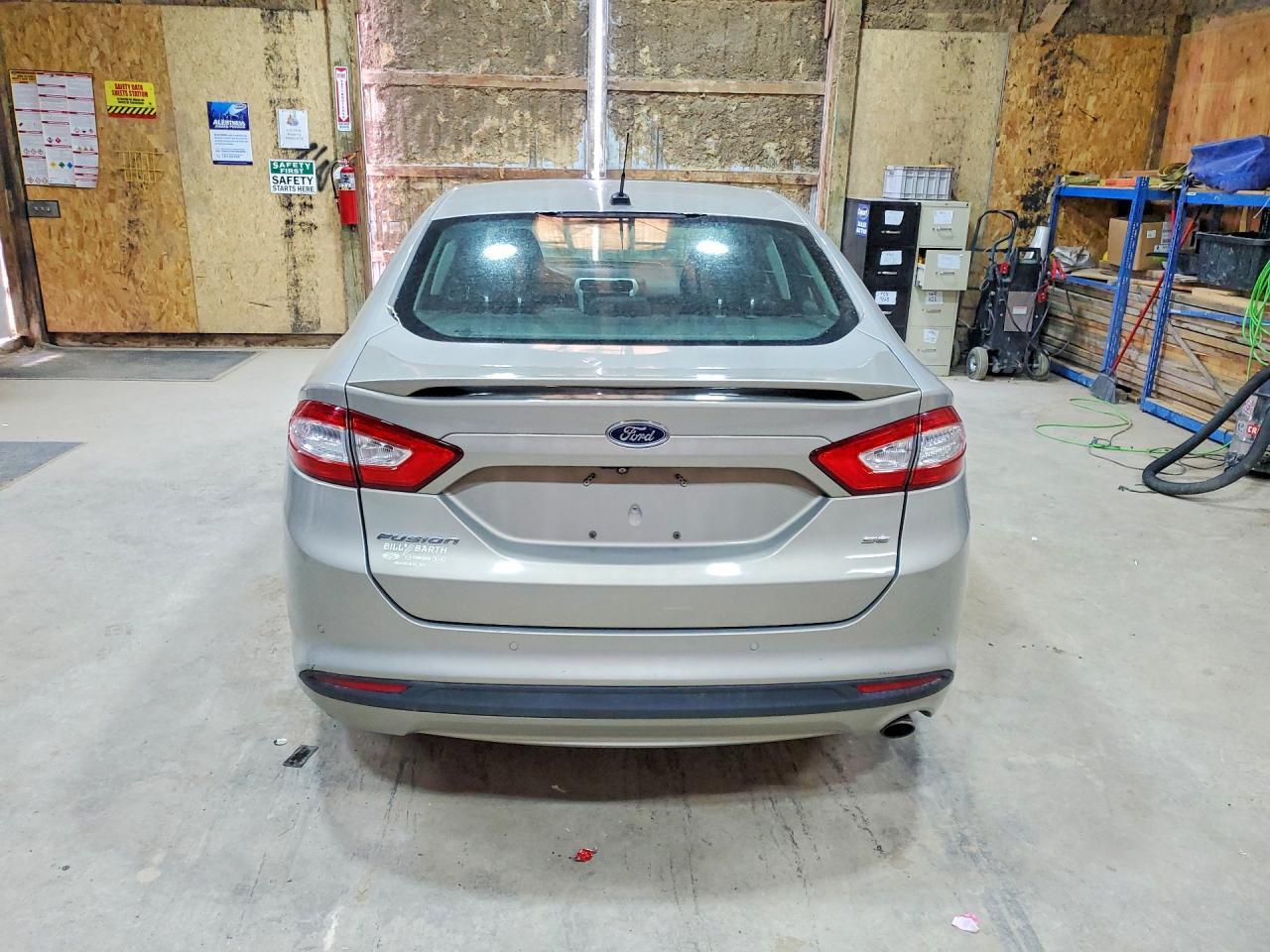 2015 Ford Fusion Se - Фото 6