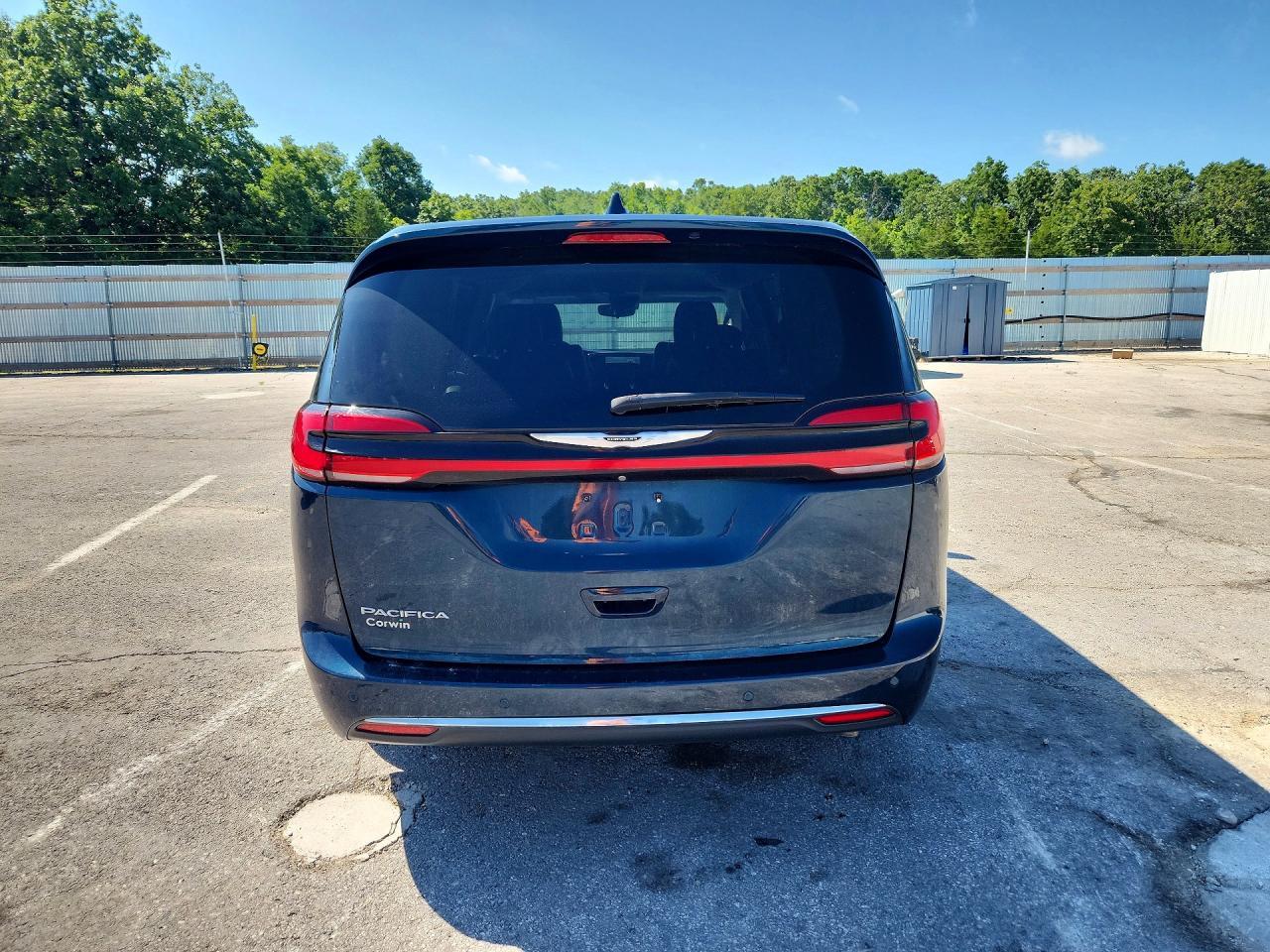 2023 Chrysler Pacifica Touring L - Фото 6