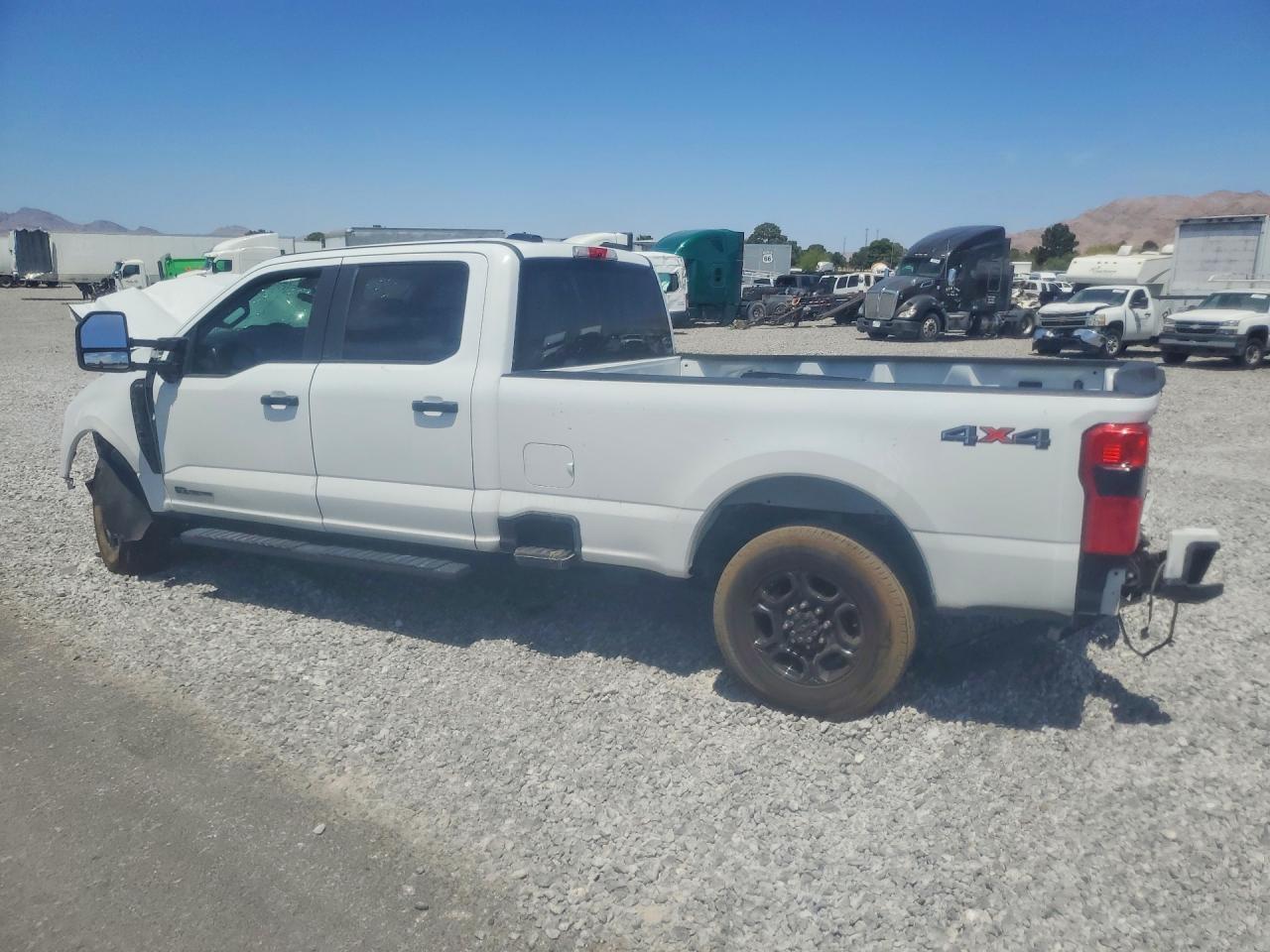 2023 Ford F350 Super Duty - Image 2
