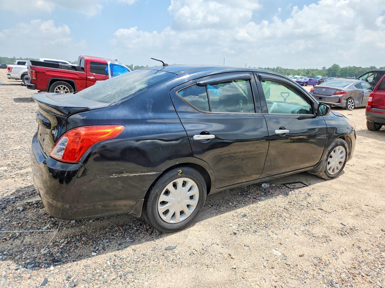 2017 Nissan Versa 1.6 Sv - Image 3