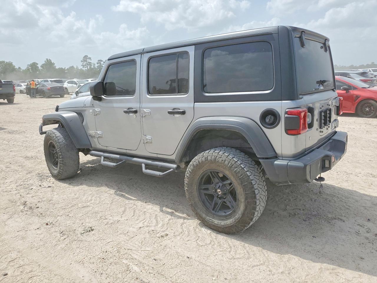 2018 Jeep Wrangler Unlimited Sport - Image 2