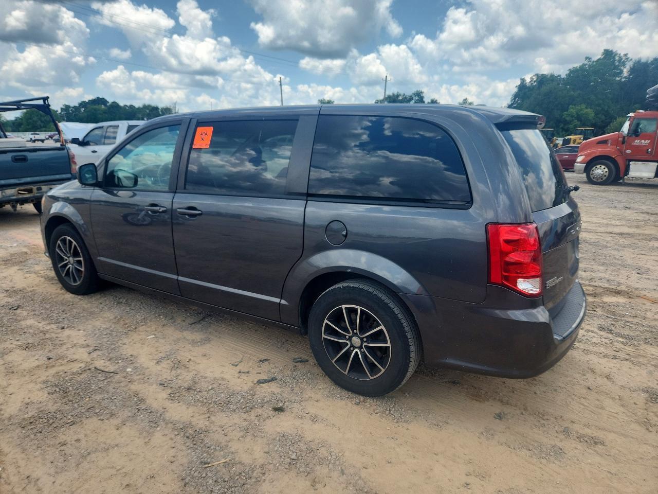 2018 Dodge Grand Caravan Se - Фото 2