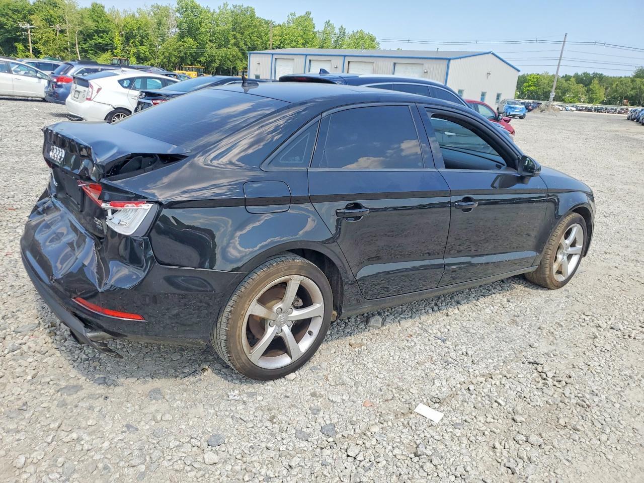 2015 Audi A3 Premium - Фото 3