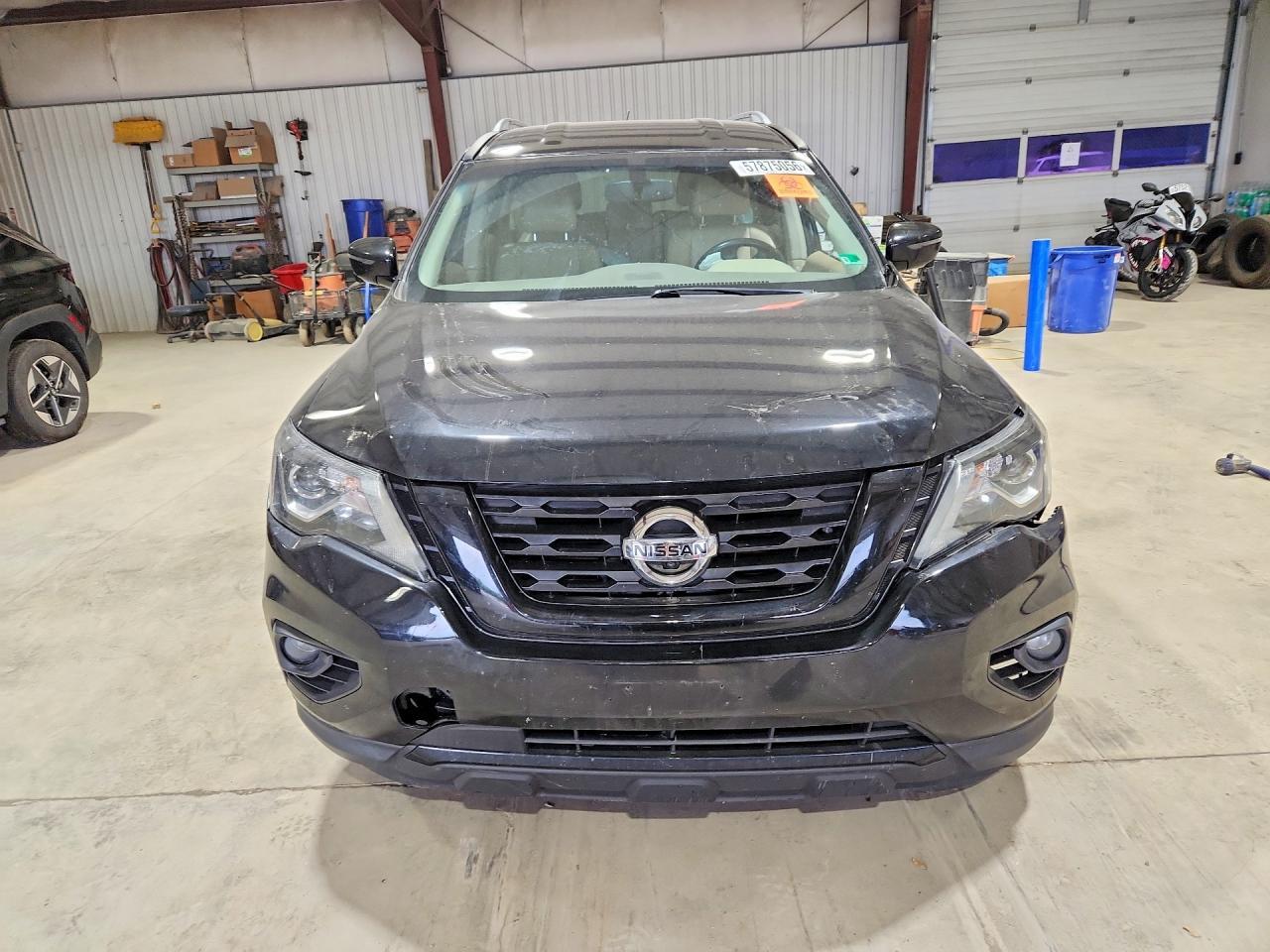 2017 Nissan Pathfinder Sl - Image 5
