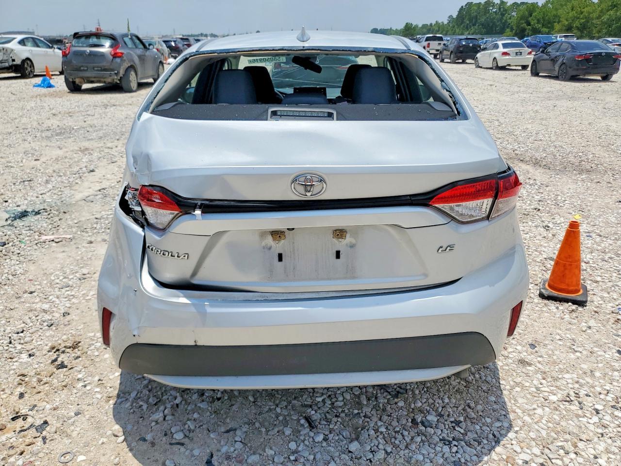 2022 Toyota Corolla Le - Фото 6