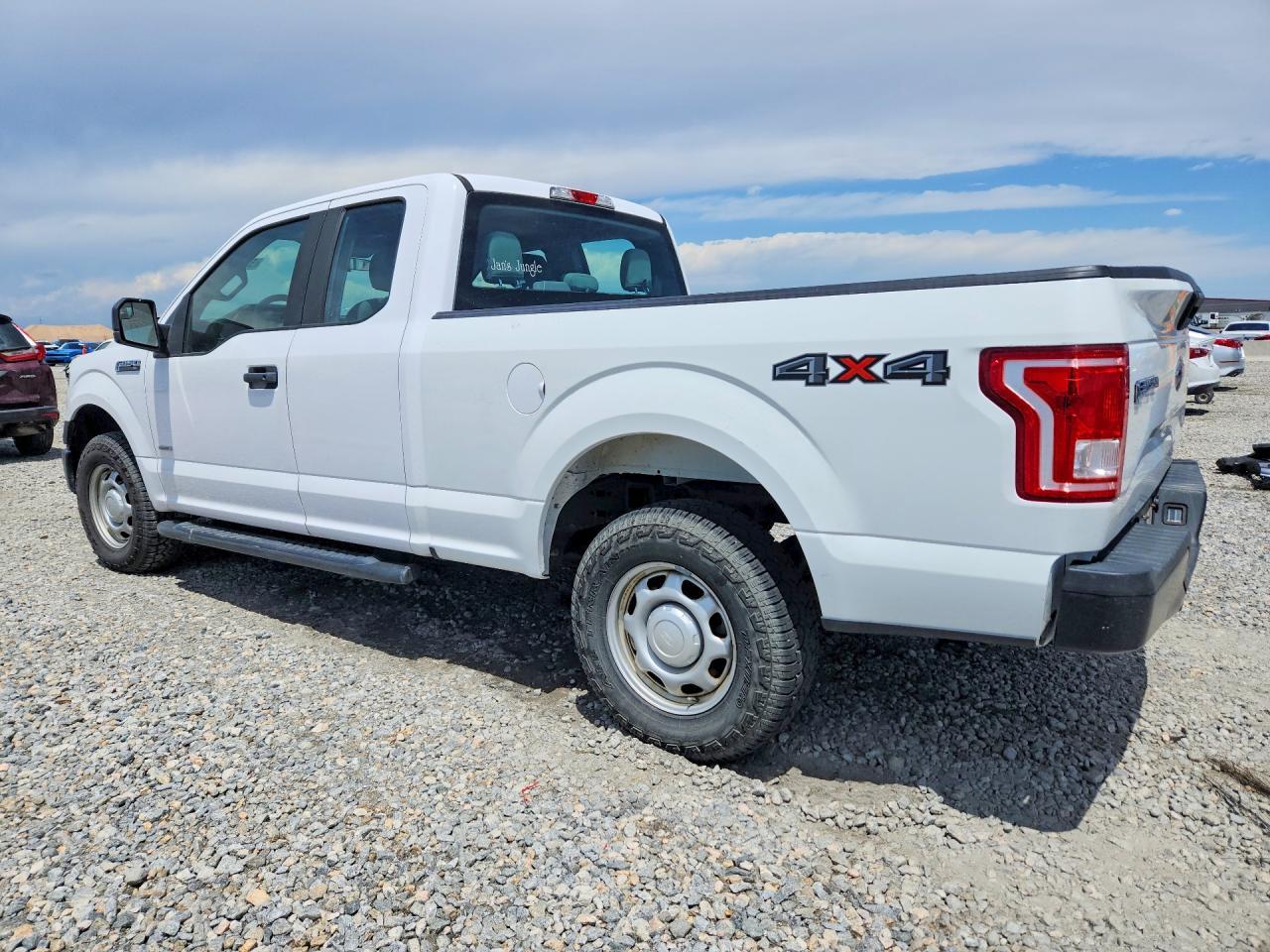 2015 Ford F150 Super Cab - Image 2