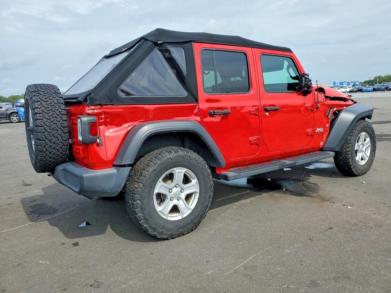 2021 Jeep Wrangler Unlimited Sport - Фото 3