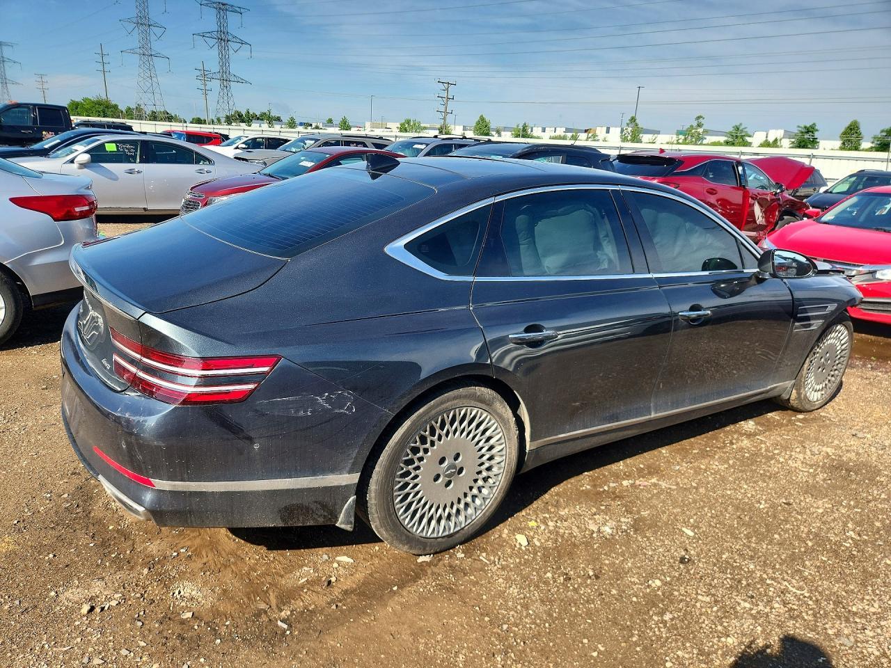 2022 Genesis G80 2.5T - Image 3
