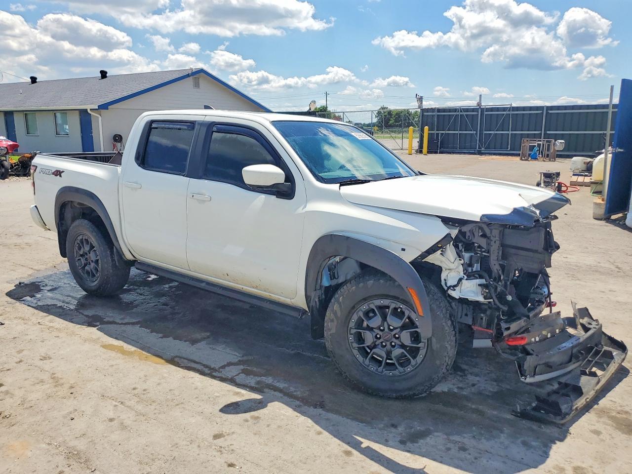 2023 Nissan Frontier Pro-4X - Image 4