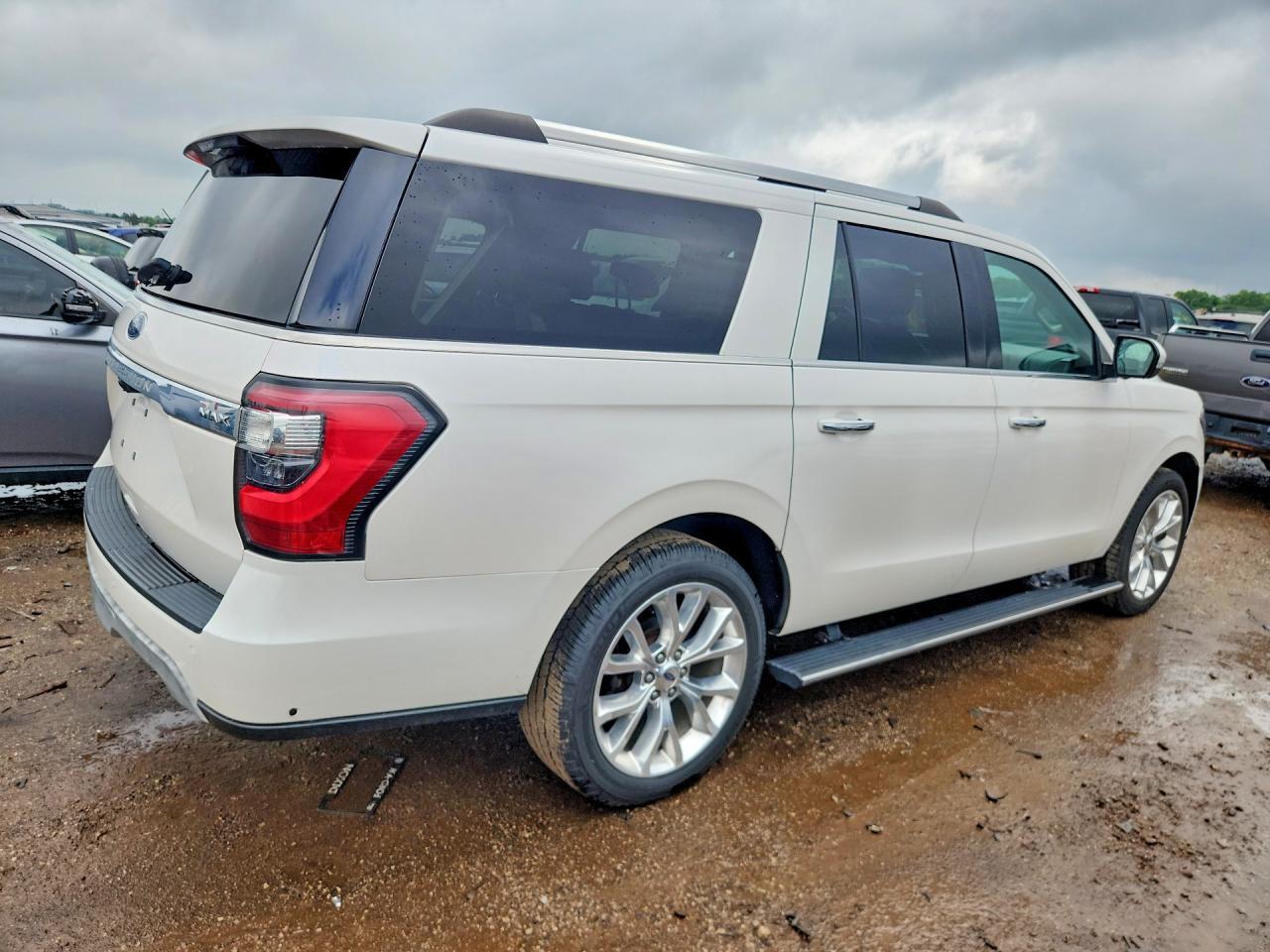 2018 Ford Expedition Max - Image 3