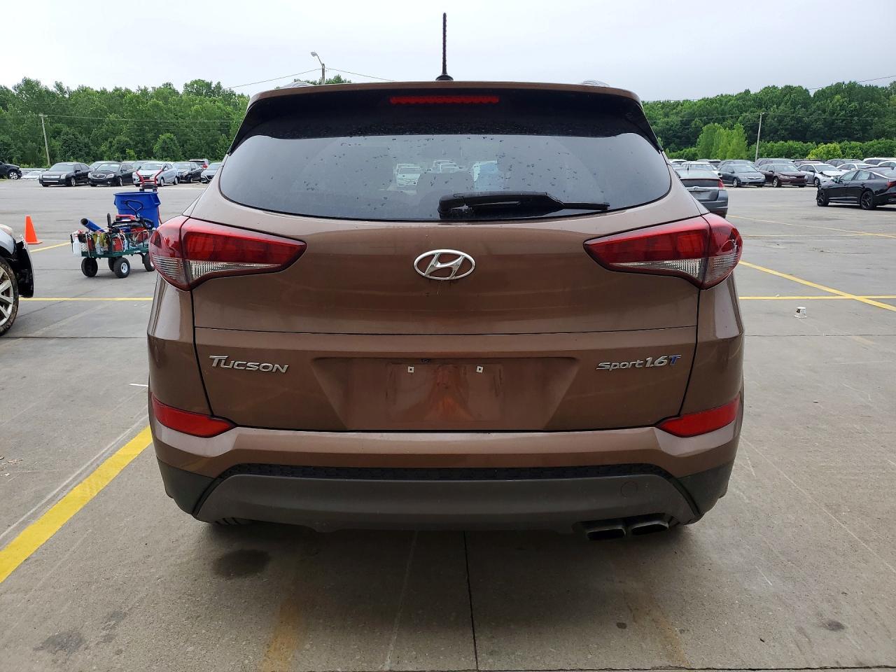 2016 Hyundai Tucson Sport - Фото 6