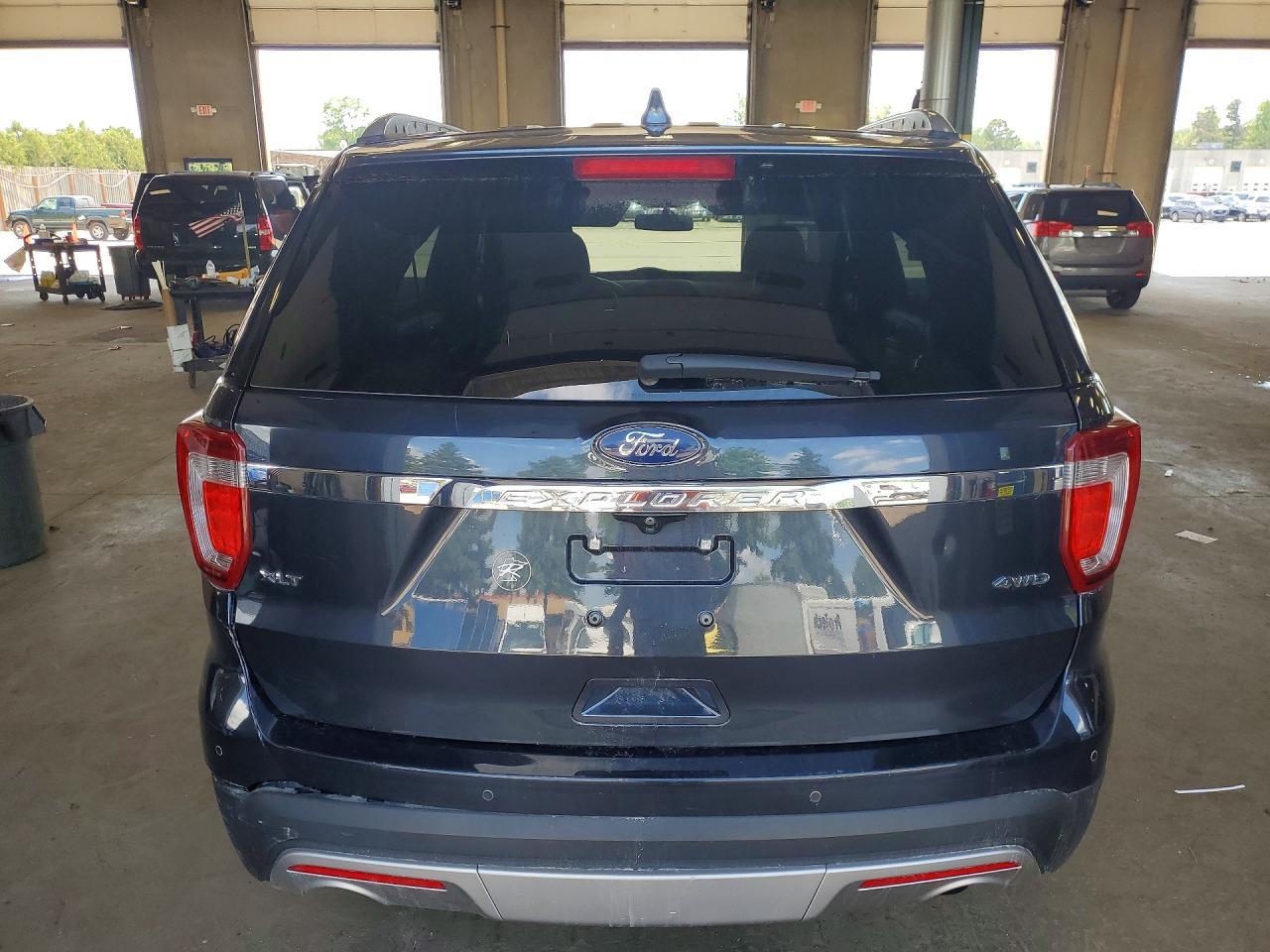 2017 Ford Explorer Xlt - Фото 6