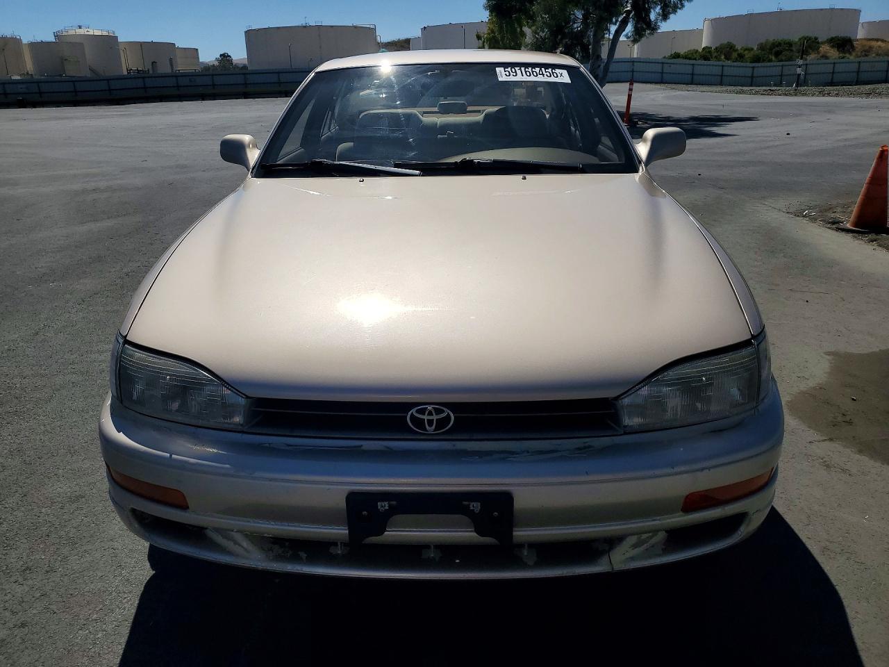 1993 Toyota Camry Le - Фото 5