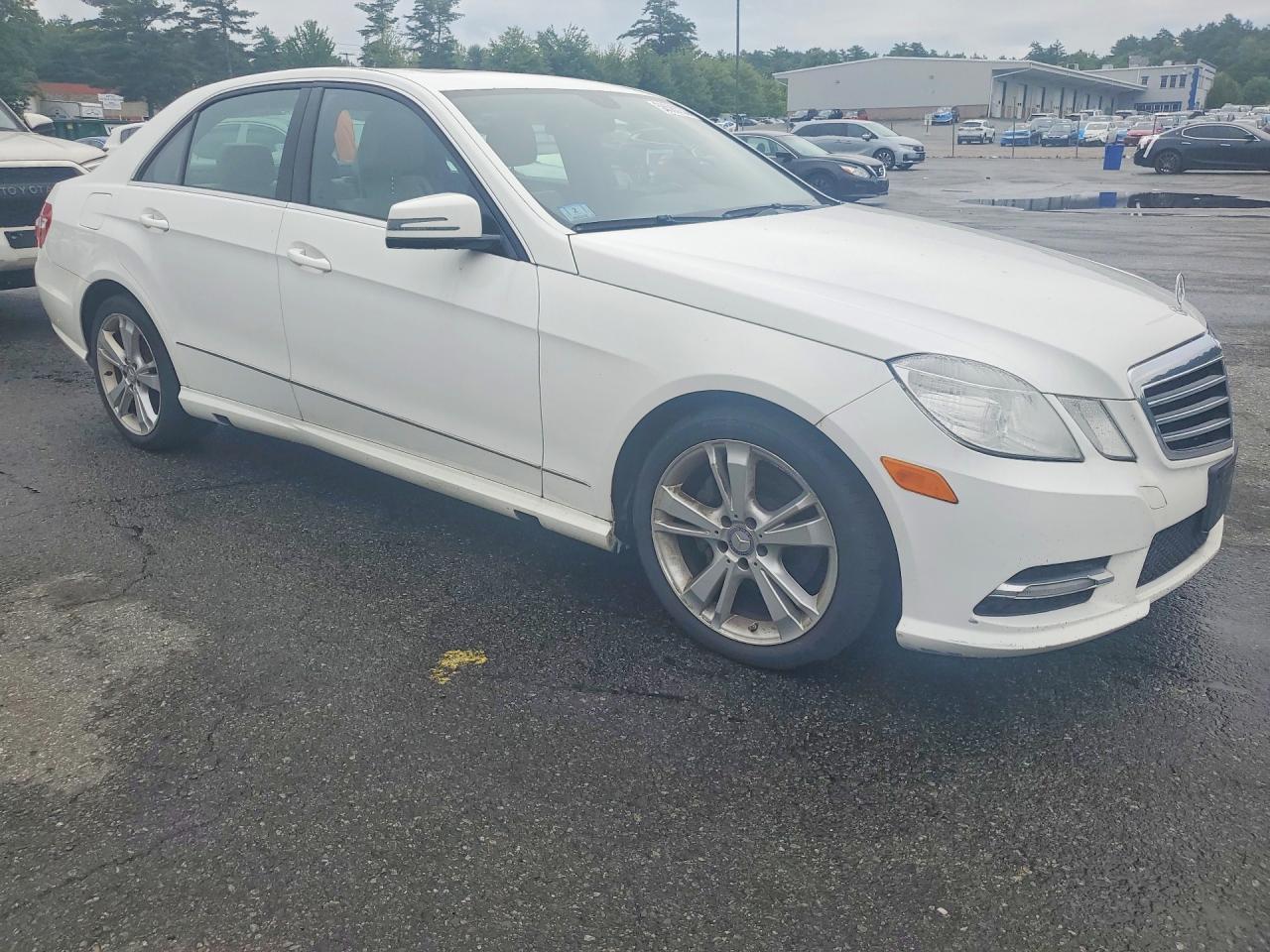 2013 Mercedes-Benz 400-Class - Фото 4