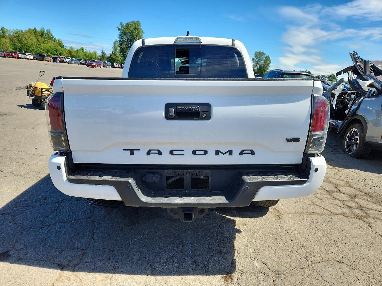 2022 Toyota Tacoma Trd Off-Road - Image 6