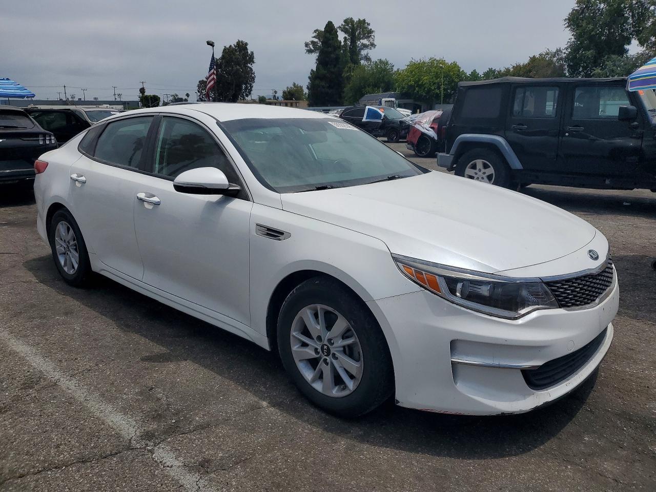 2016 Kia Optima Lx - Image 4