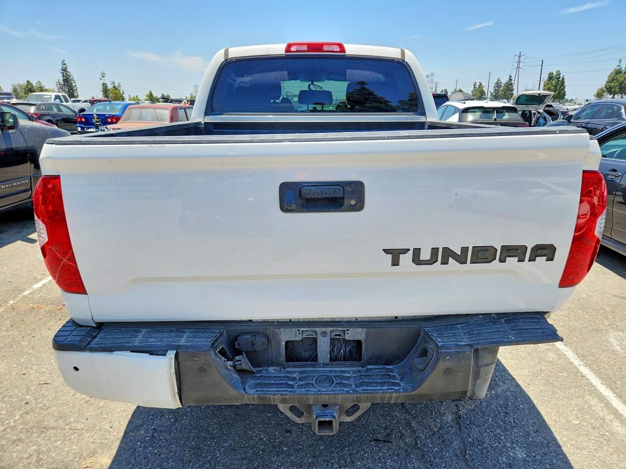 2016 Toyota Tundra Crewmax Sr5 - Фото 6