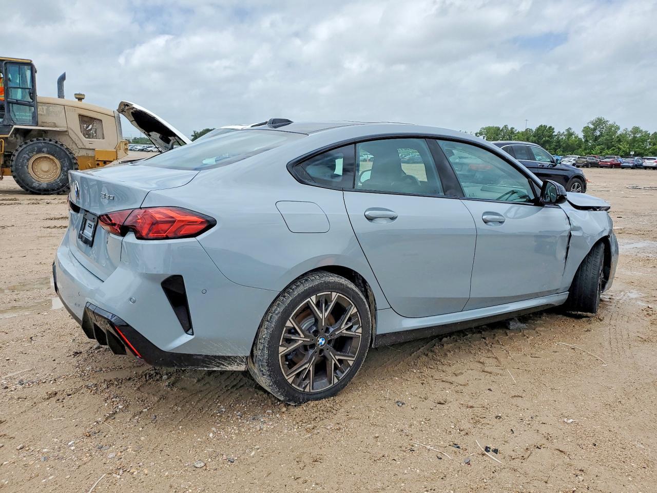 2026 BMW 228 - Фото 3