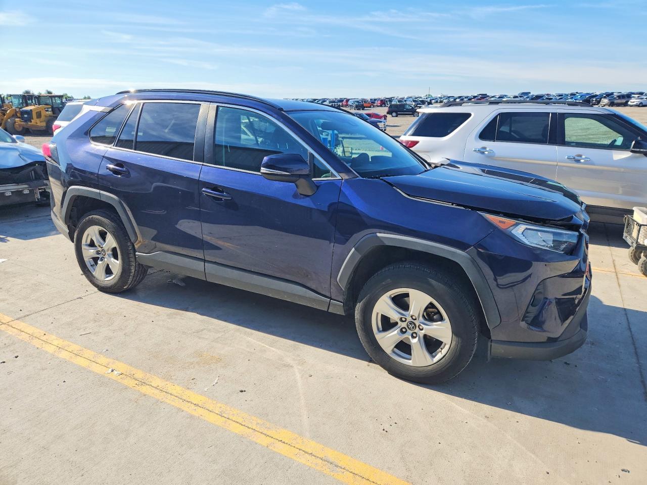 2019 Toyota Rav4 Xle - Image 4