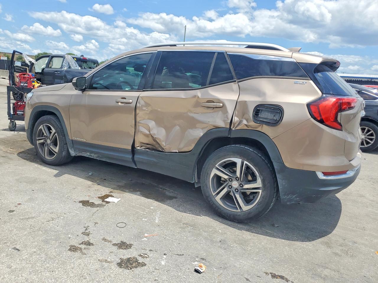 2018 GMC Terrain Slt - Image 2