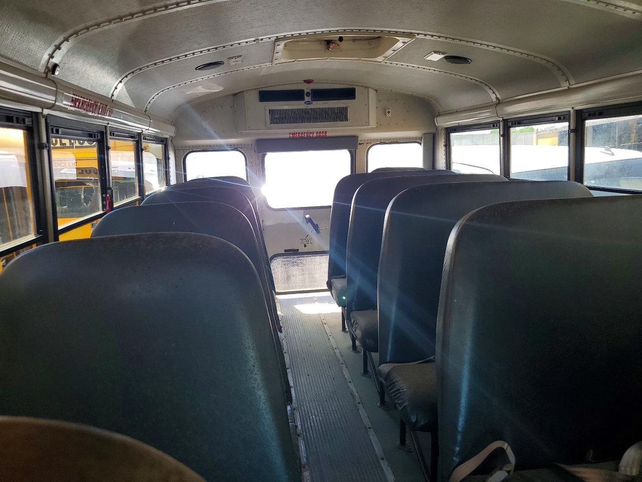 2006 GMC Savana Cut - School Bus - Фото 6