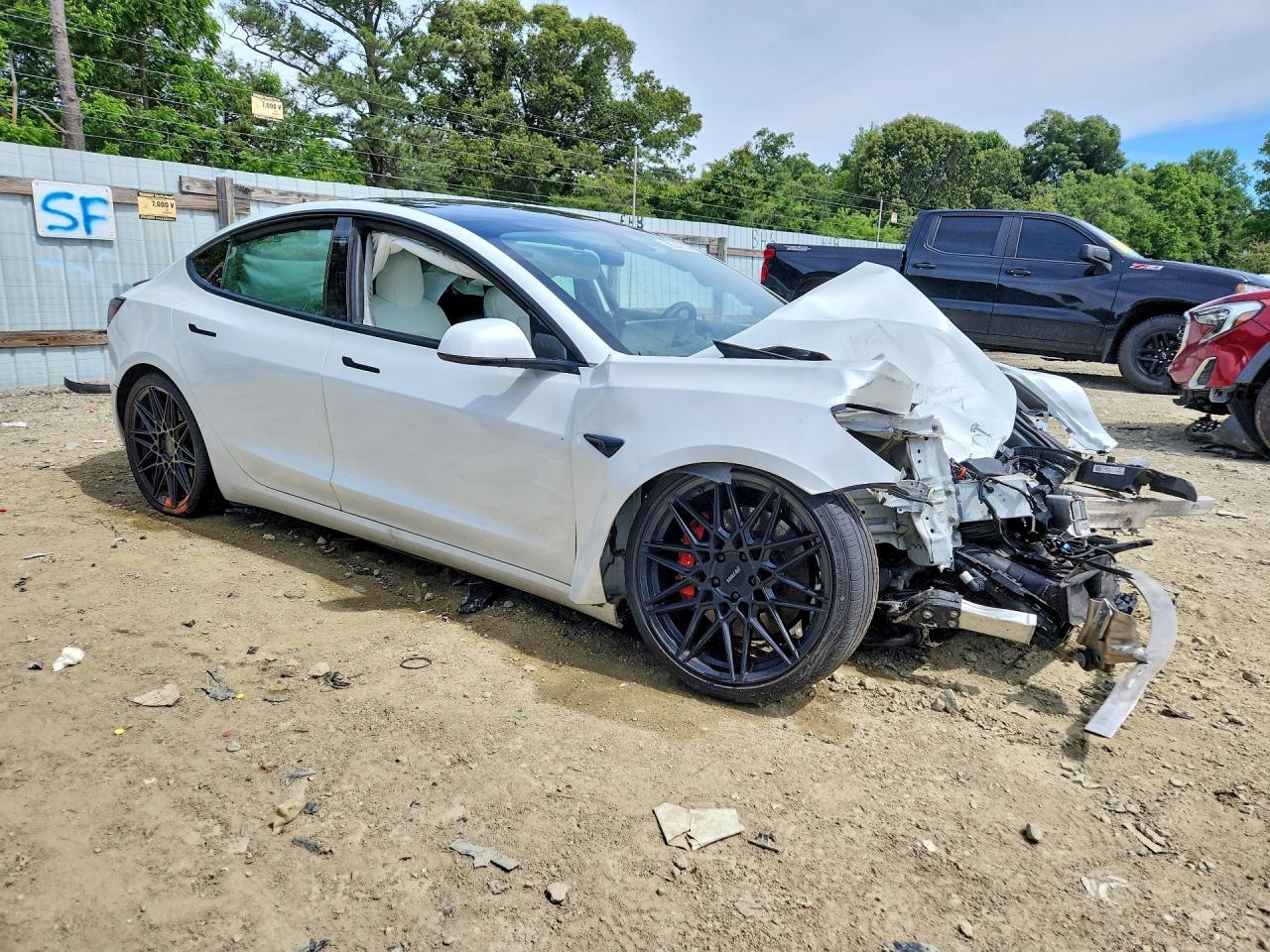 2021 Tesla Model 3 - Фото 4