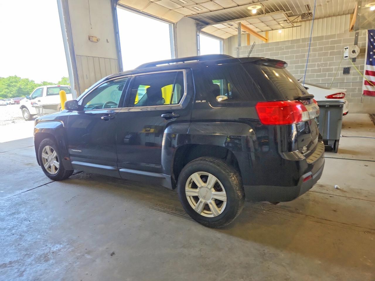 2015 GMC Terrain Sle - Image 2